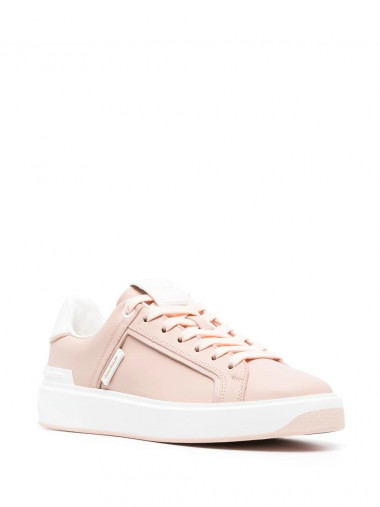 B court-perforated sneakers